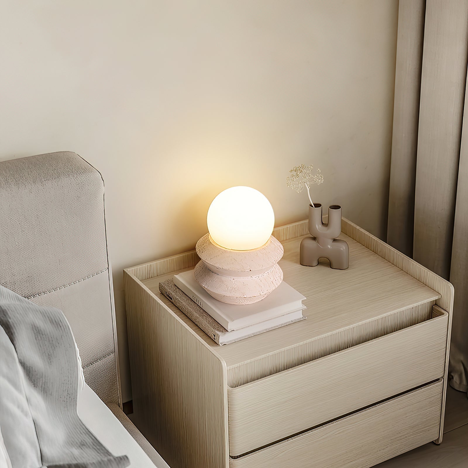 Renaette Table Lamp (Built-in Battery)