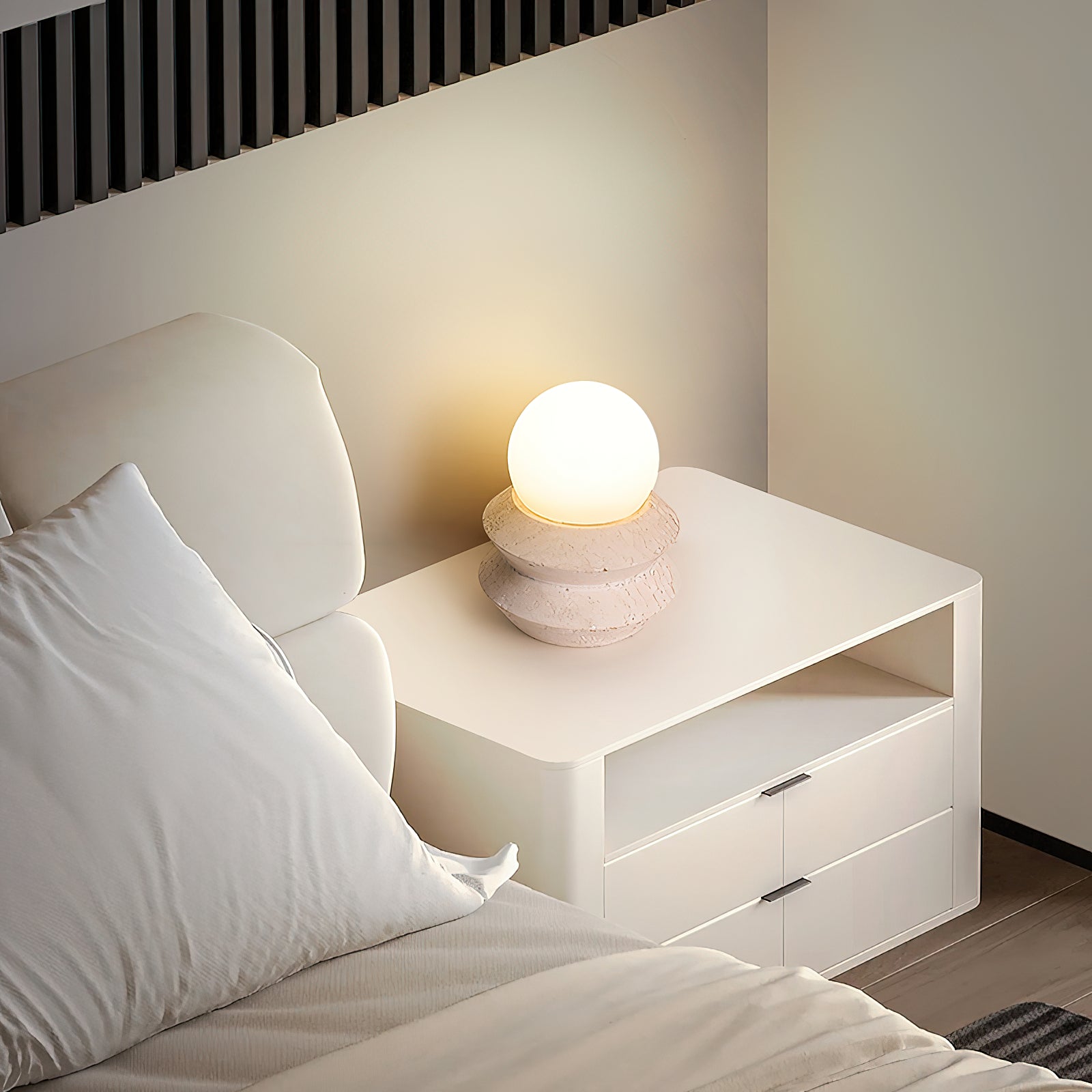 Renaette Table Lamp (Built-in Battery)