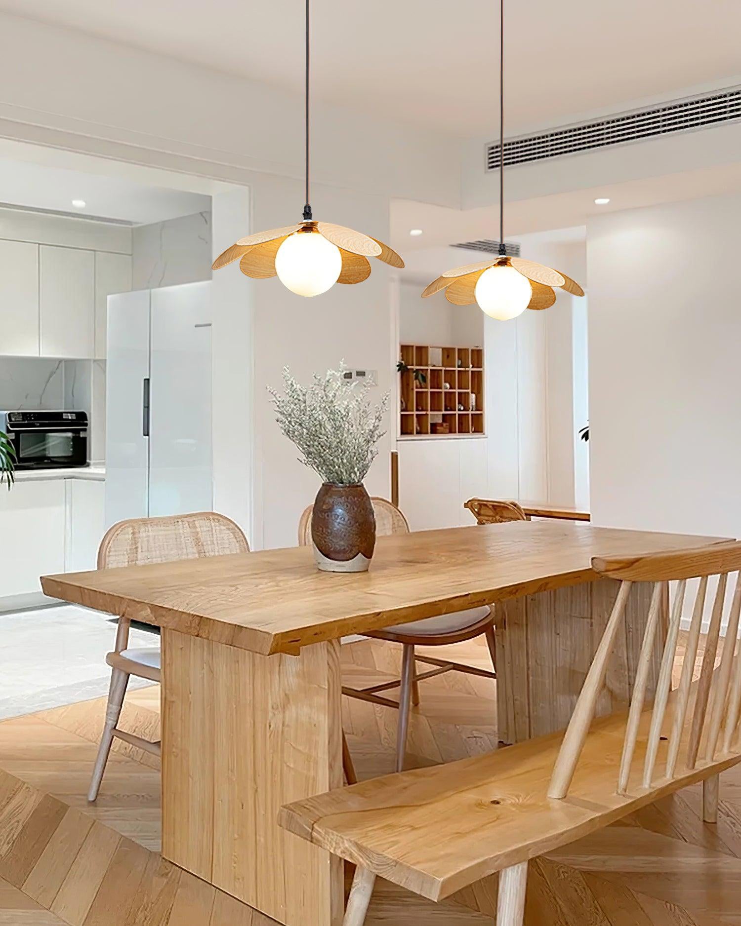 Arlenis Glass Minimalistic Pendant Lamp