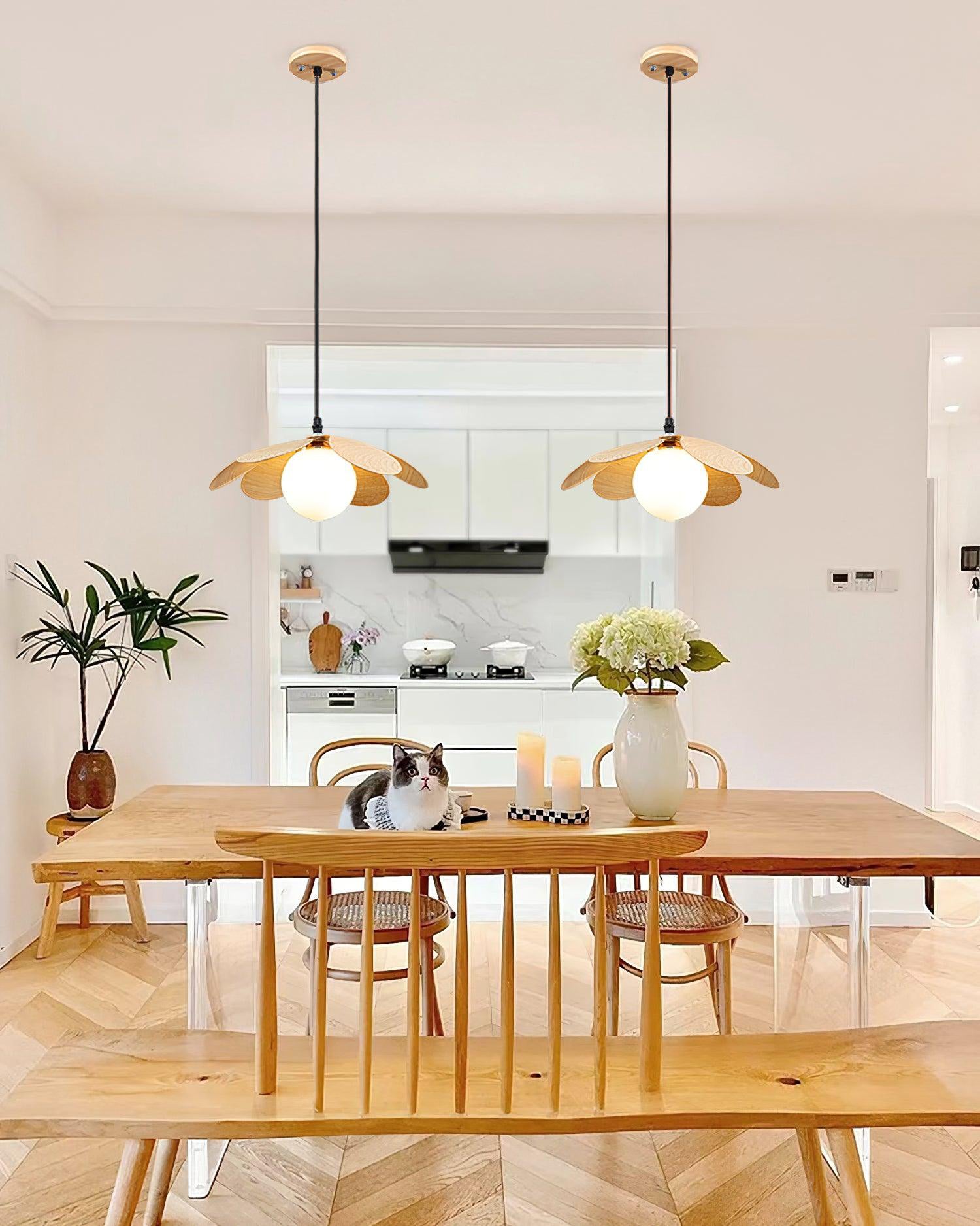 Arlenis Glass Minimalistic Pendant Lamp