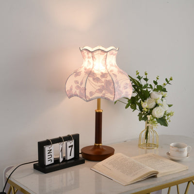 Naomi Vintage Table Lamp