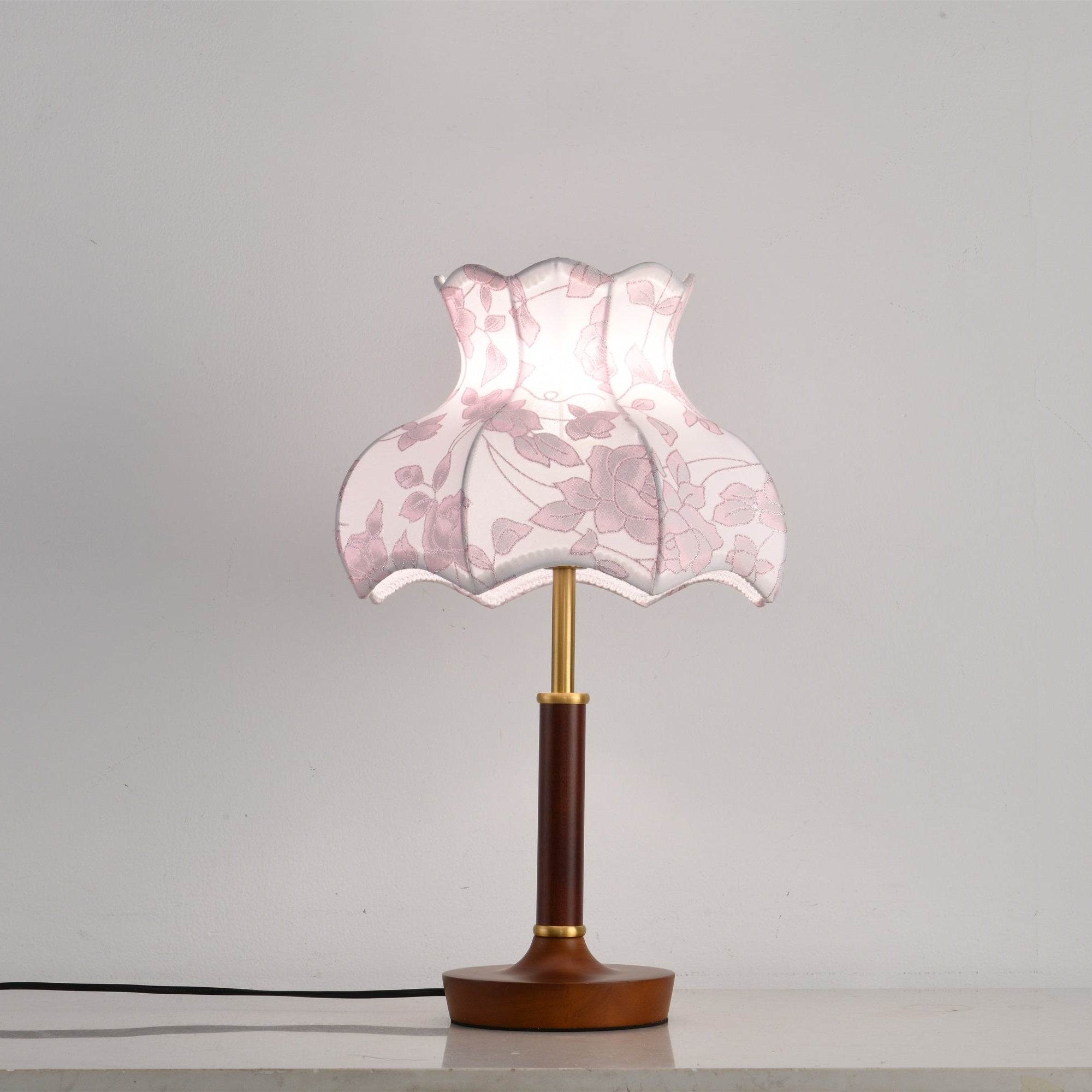 Naomi Vintage Table Lamp