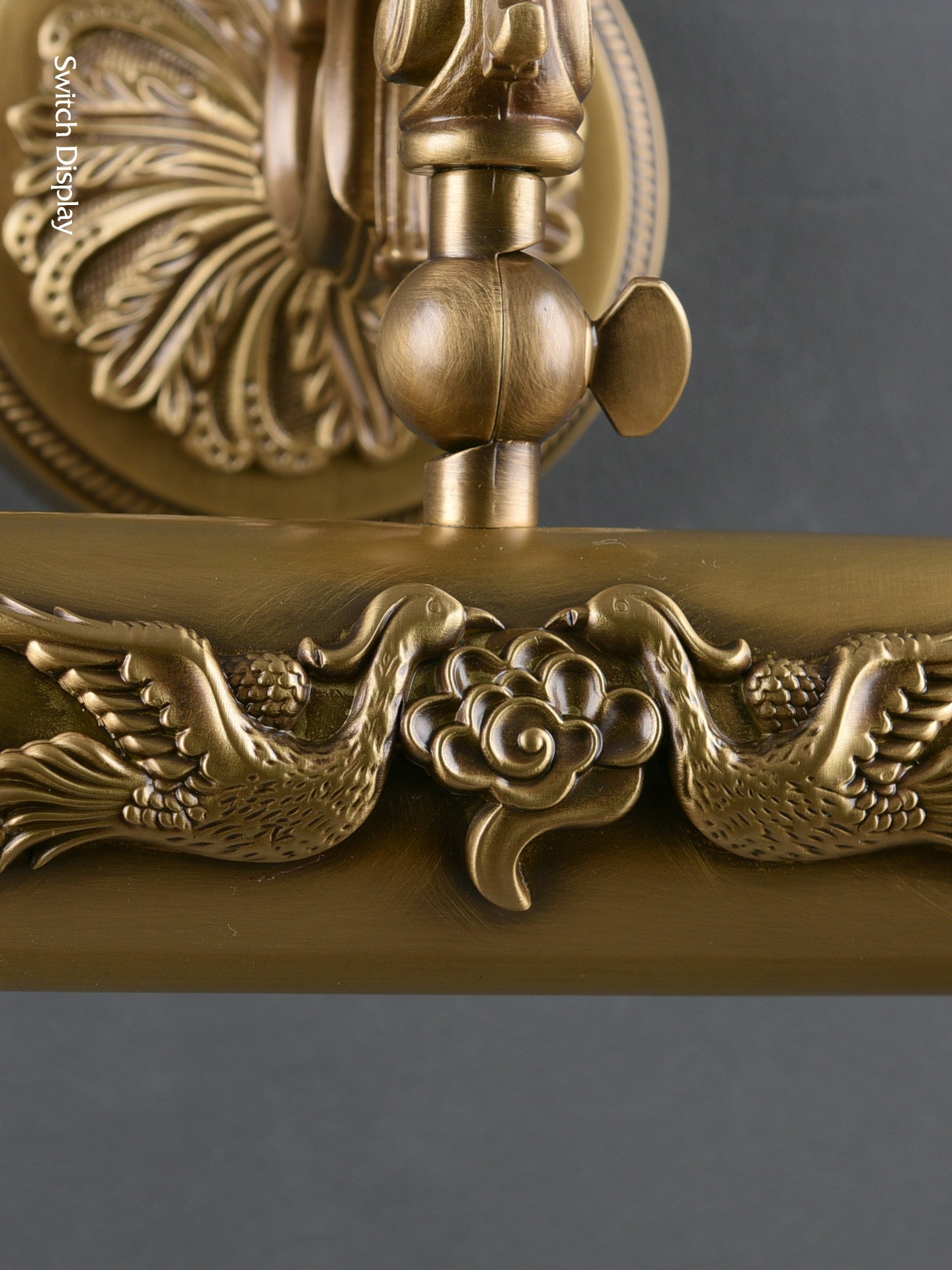 Casuaria Beam Brass Wall Light