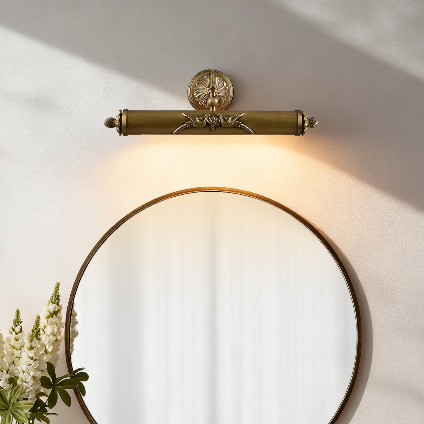 Casuaria Beam Brass Wall Light
