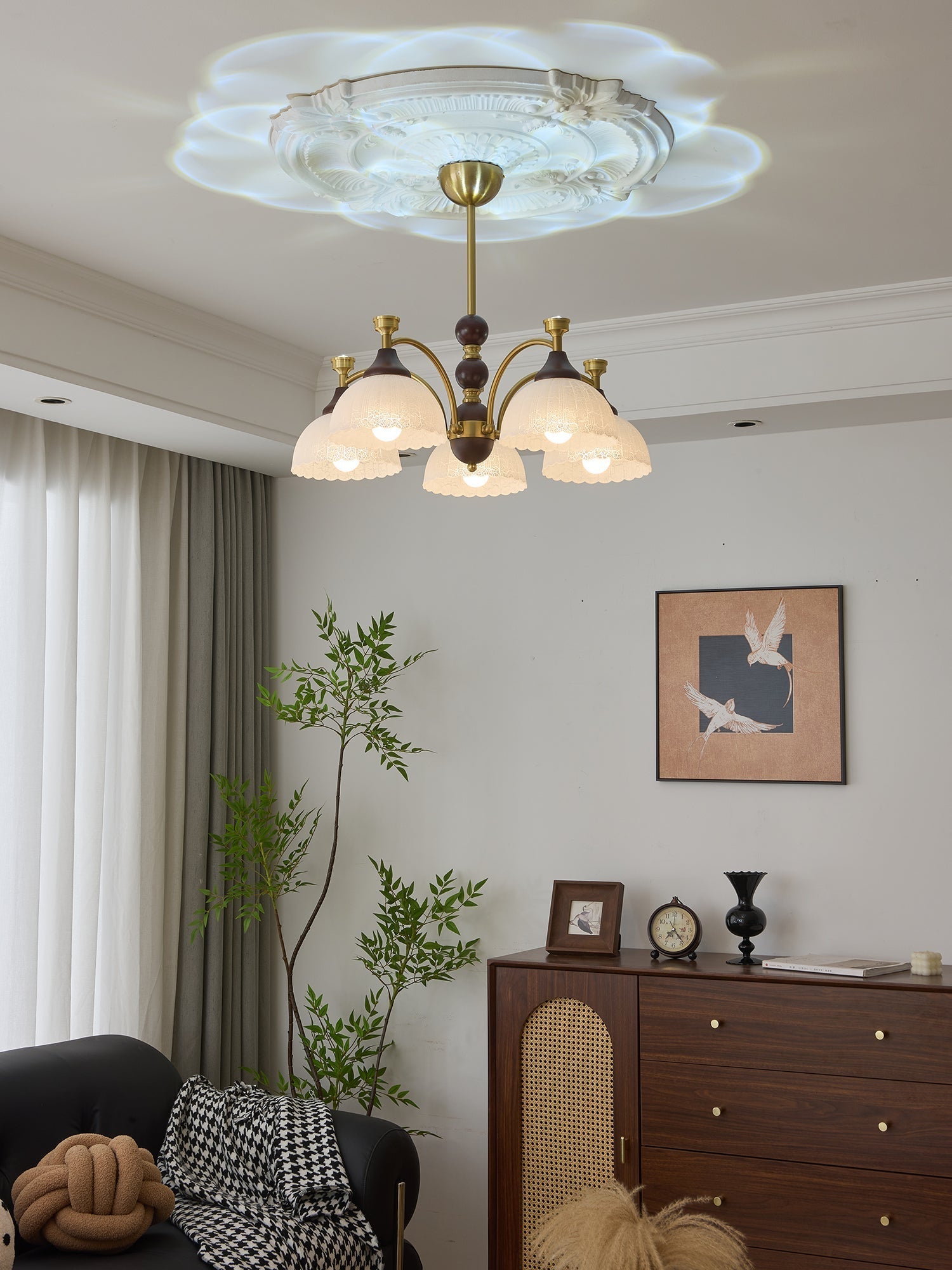 Vosolir Traditional Elegance Wood Chandelier