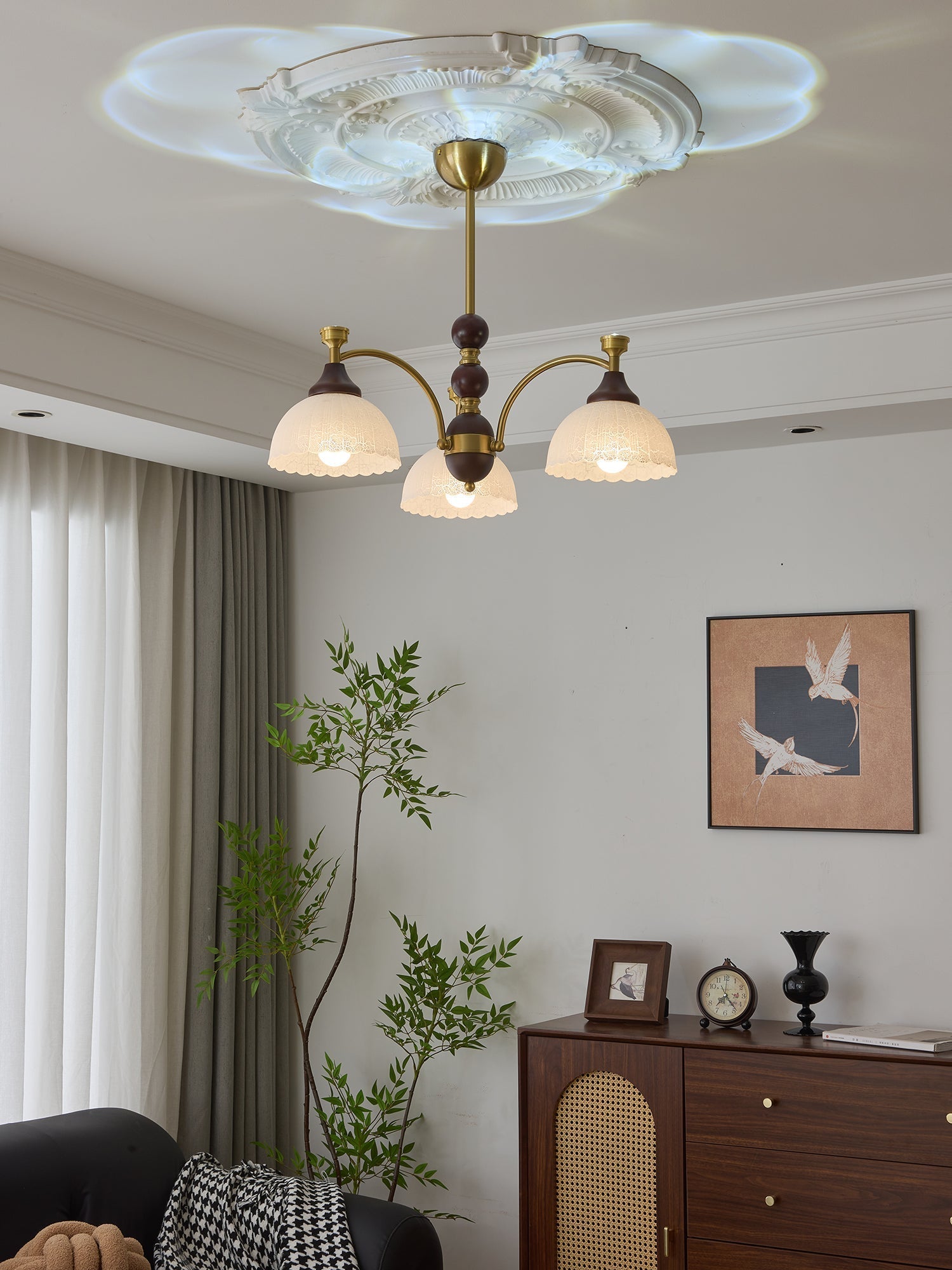 Vosolir Traditional Elegance Wood Chandelier