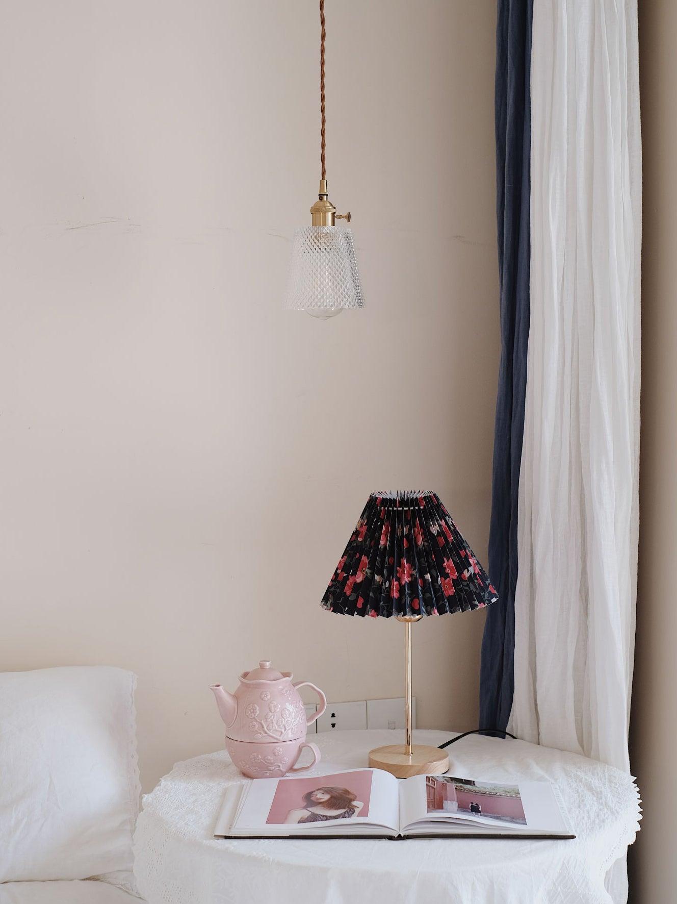 Zevelyra Fabric Table Lamp