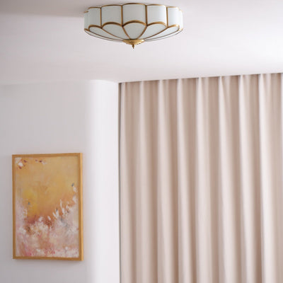 Lustra Ceiling Light Flower Shape Glass Brass - Neutral Decor