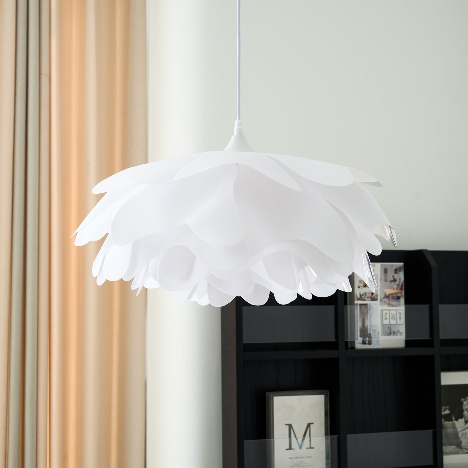 Niv Floral Pendant Lamp