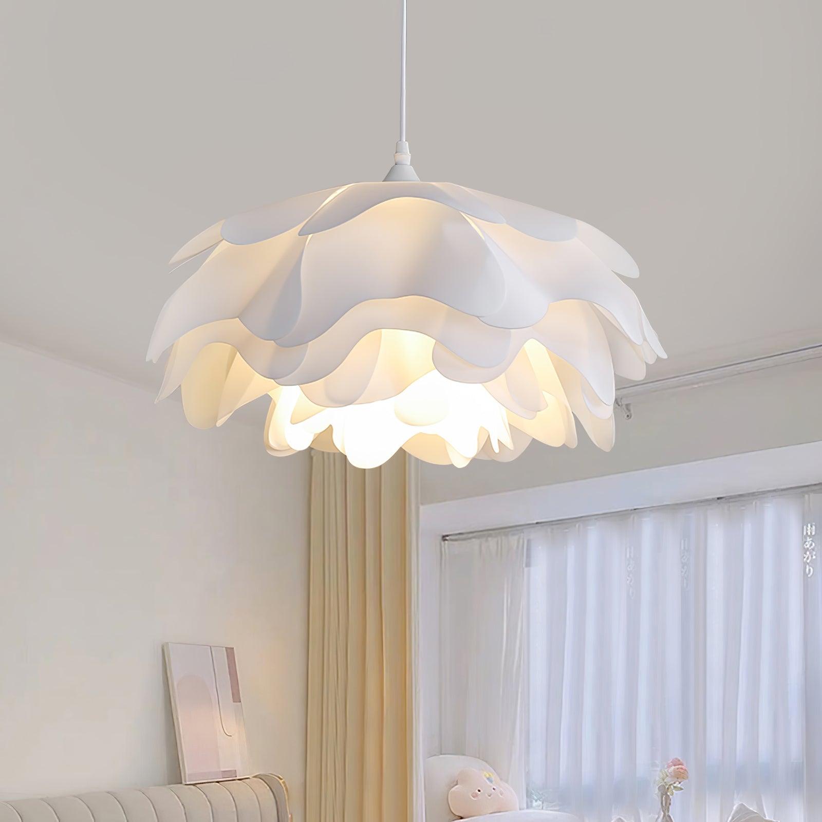 Niv Floral Pendant Lamp