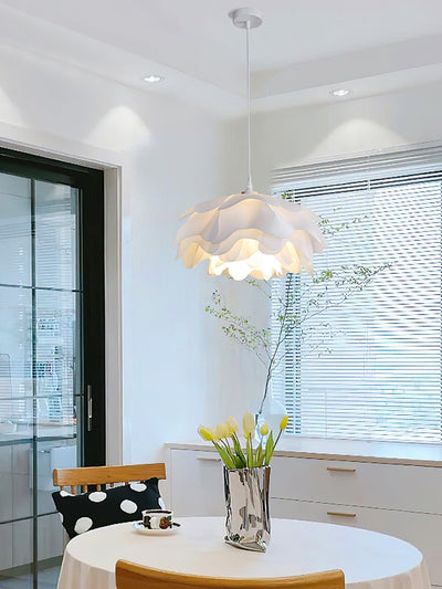 Niv Floral Pendant Lamp