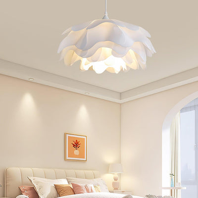Niv Floral Pendant Lamp