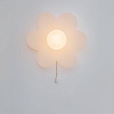 Acroma Nordic Art Flowers Resin Wall Lamp