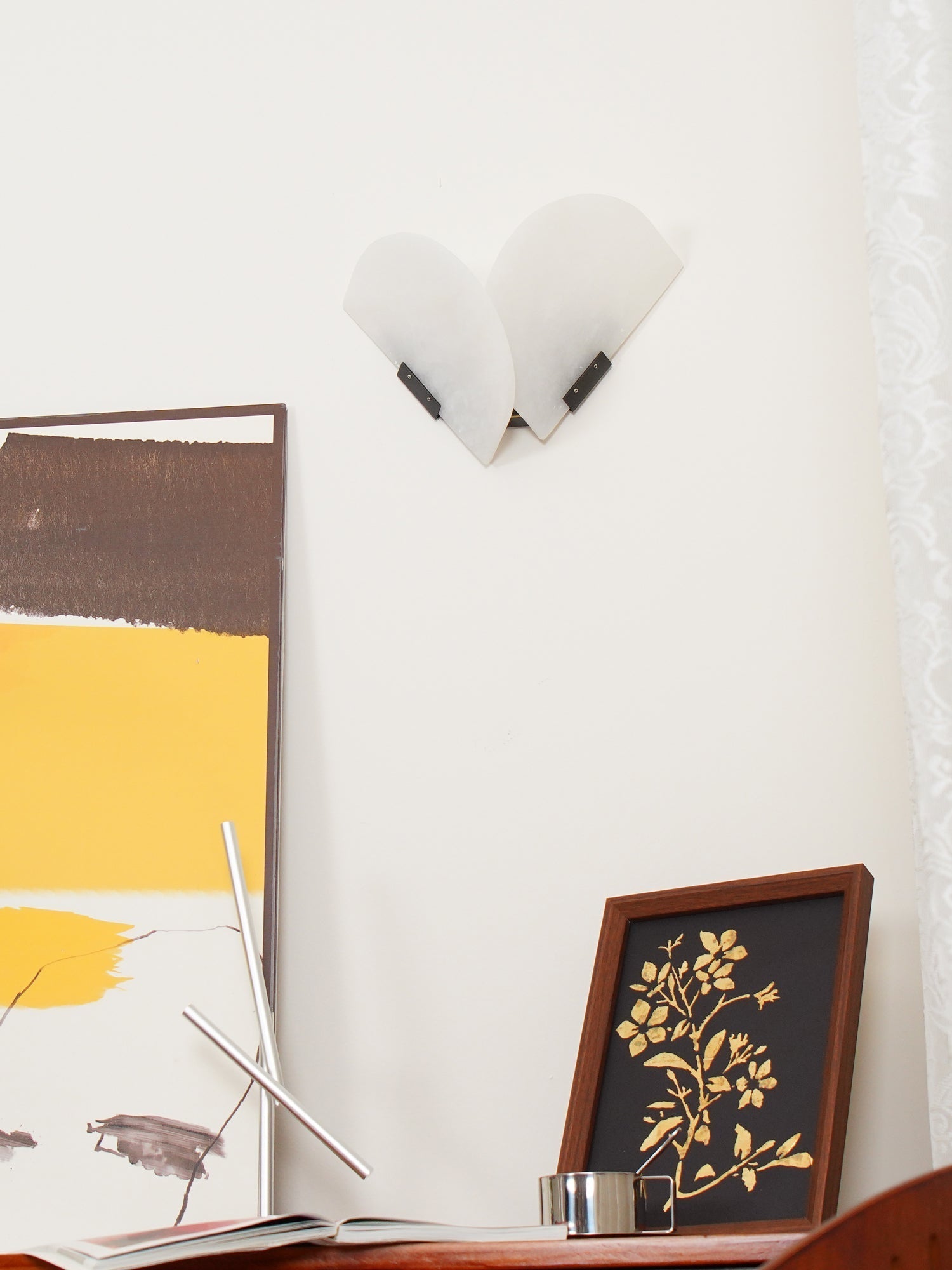 Pase Heart Alabaster Wall Light