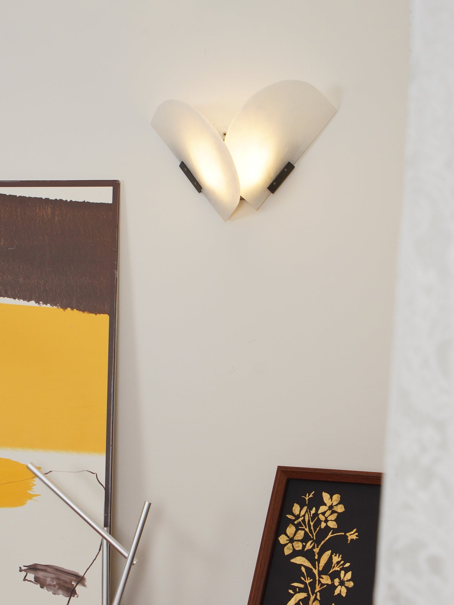 Pase Heart Alabaster Wall Light