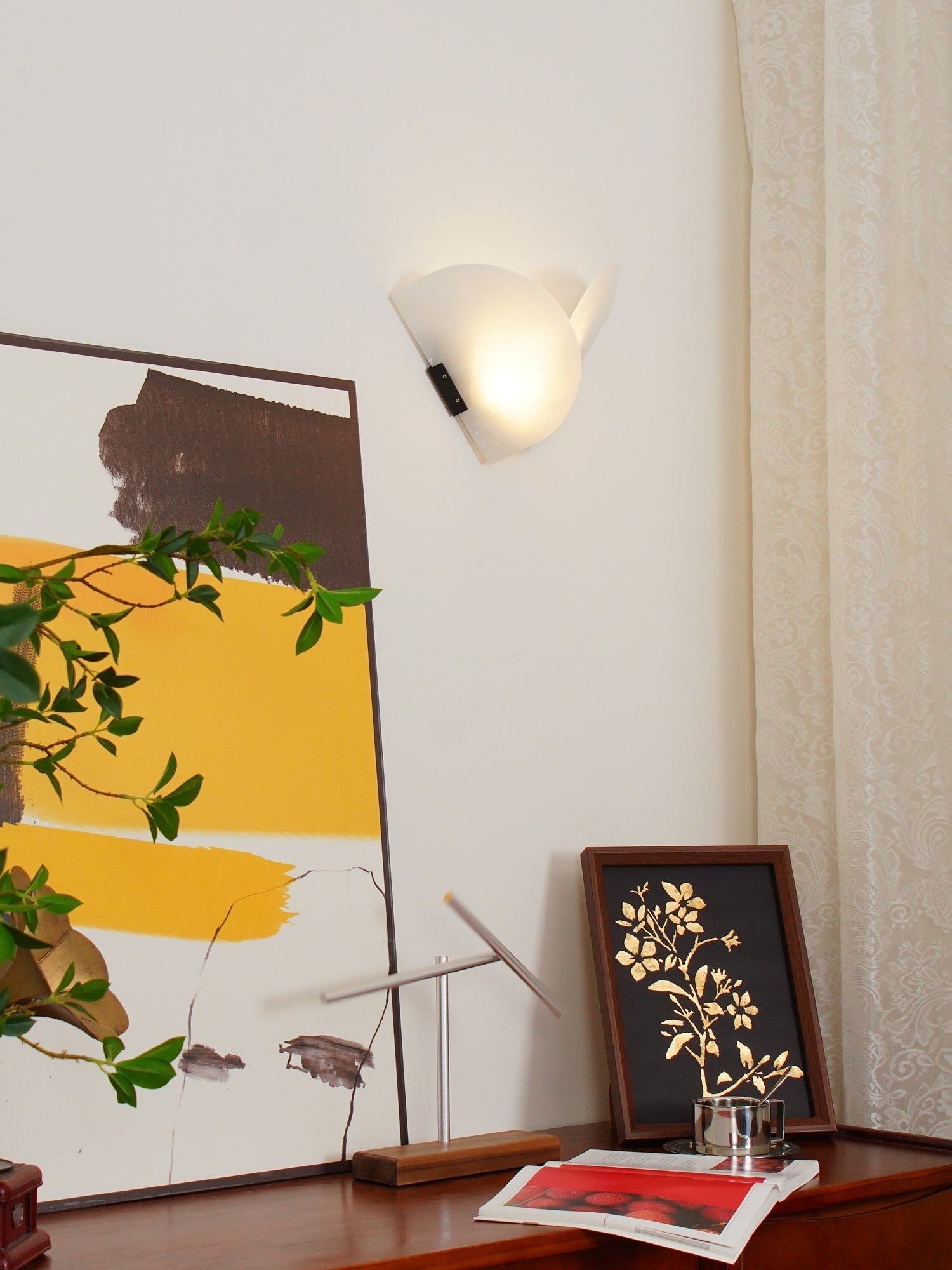 Pase Heart Alabaster Wall Light