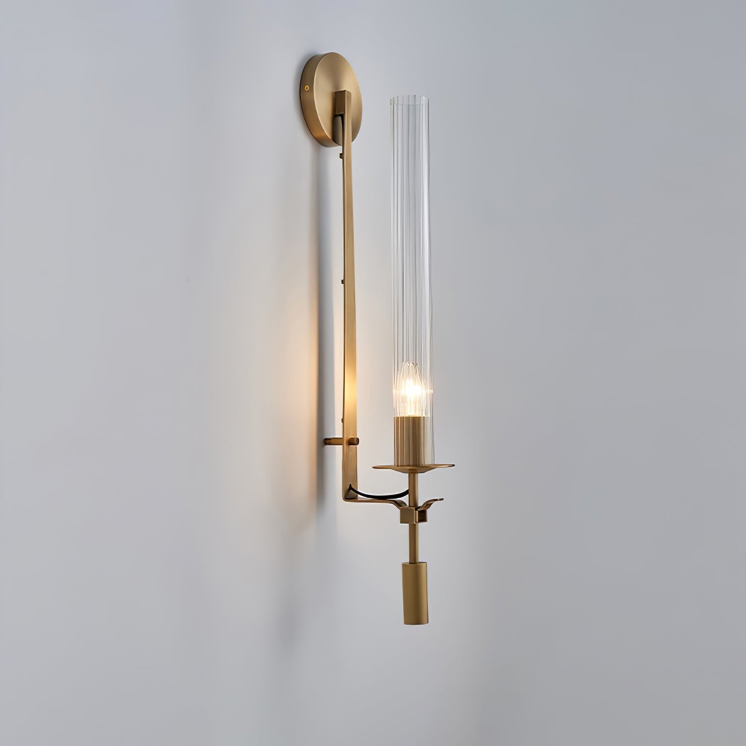 Veloora Wall Lamp Brass Minimalist Ribbed Glass