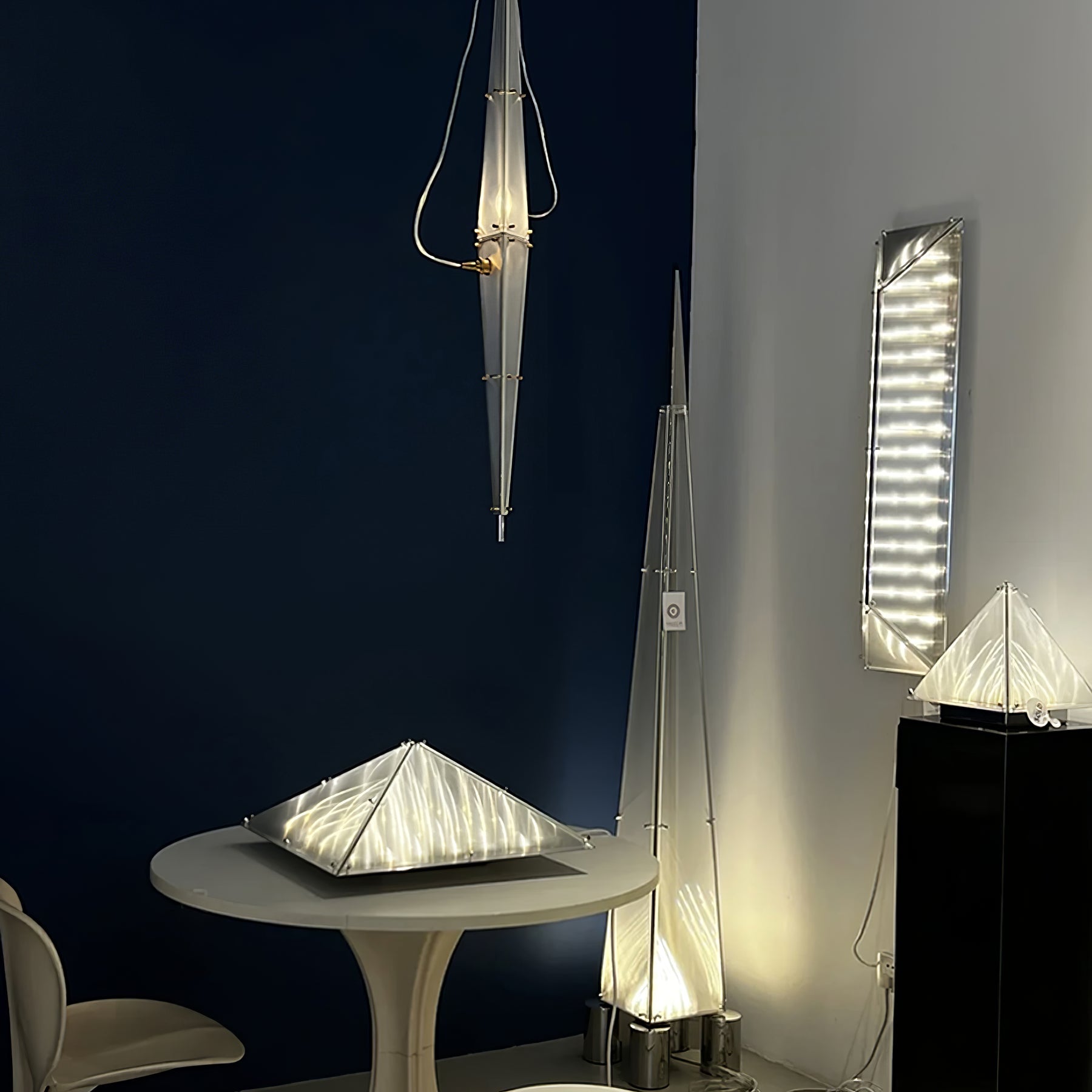 Lumoielle Table Lamp