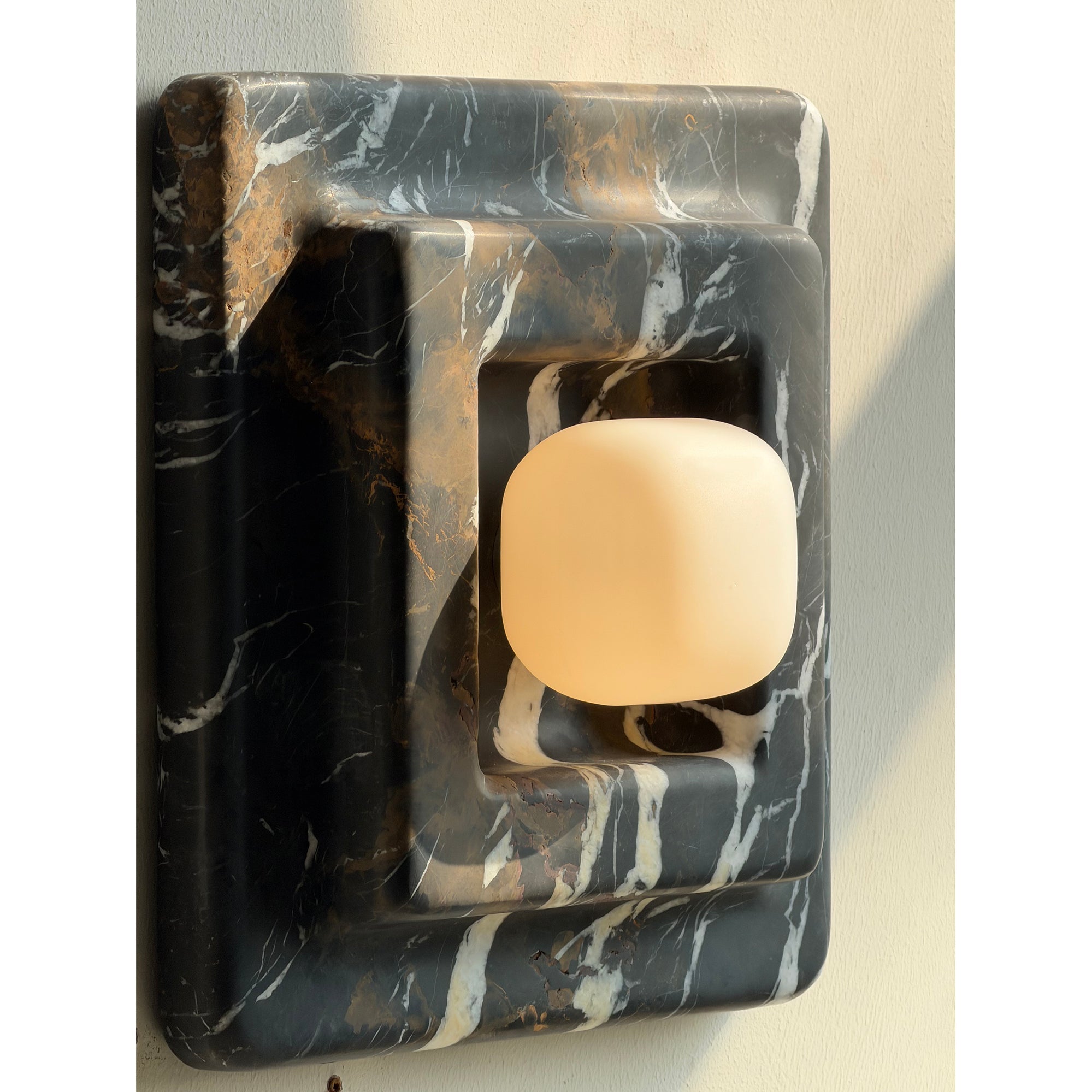 Franklin Marble Wall Lamp