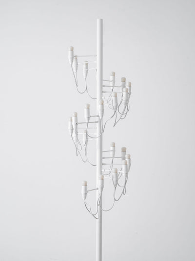 Olliryra Sculptural Steel Floor Lamp