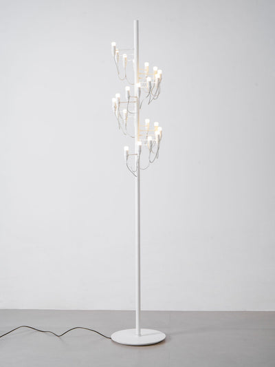 Olliryra Sculptural Steel Floor Lamp