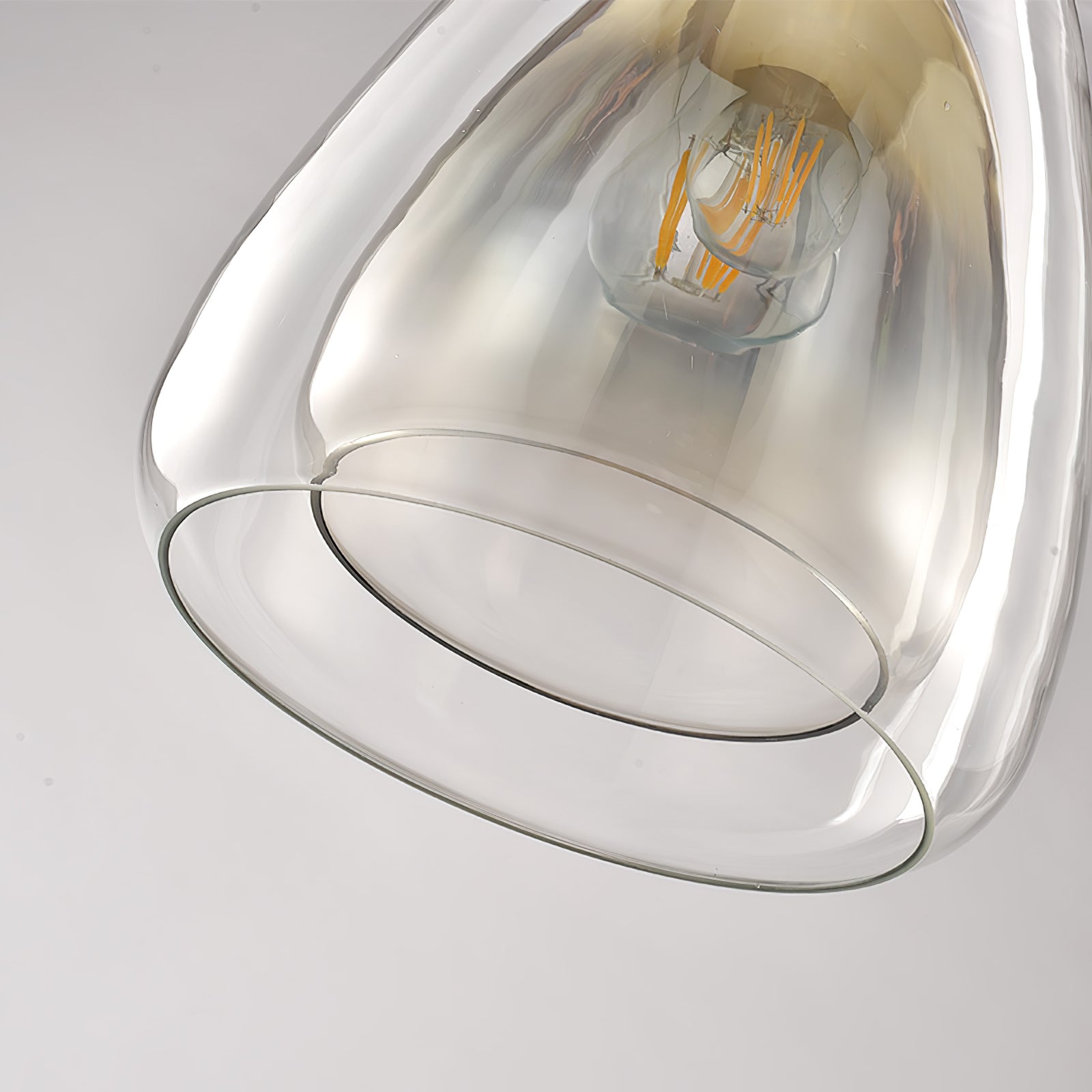 Dera Light Luxury Pendant Light