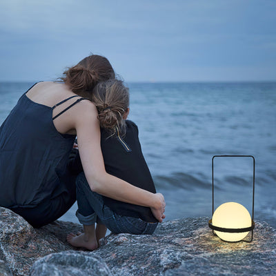 Avenalelia Contemporary Table Lamp