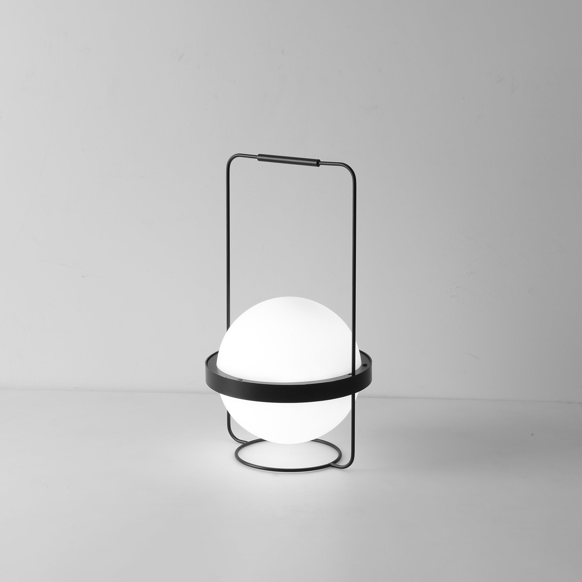 Avenalelia Contemporary Table Lamp