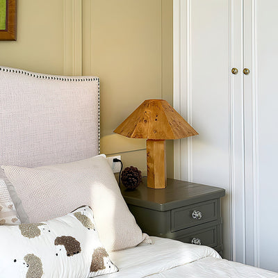 Lorvienne Table Lamp