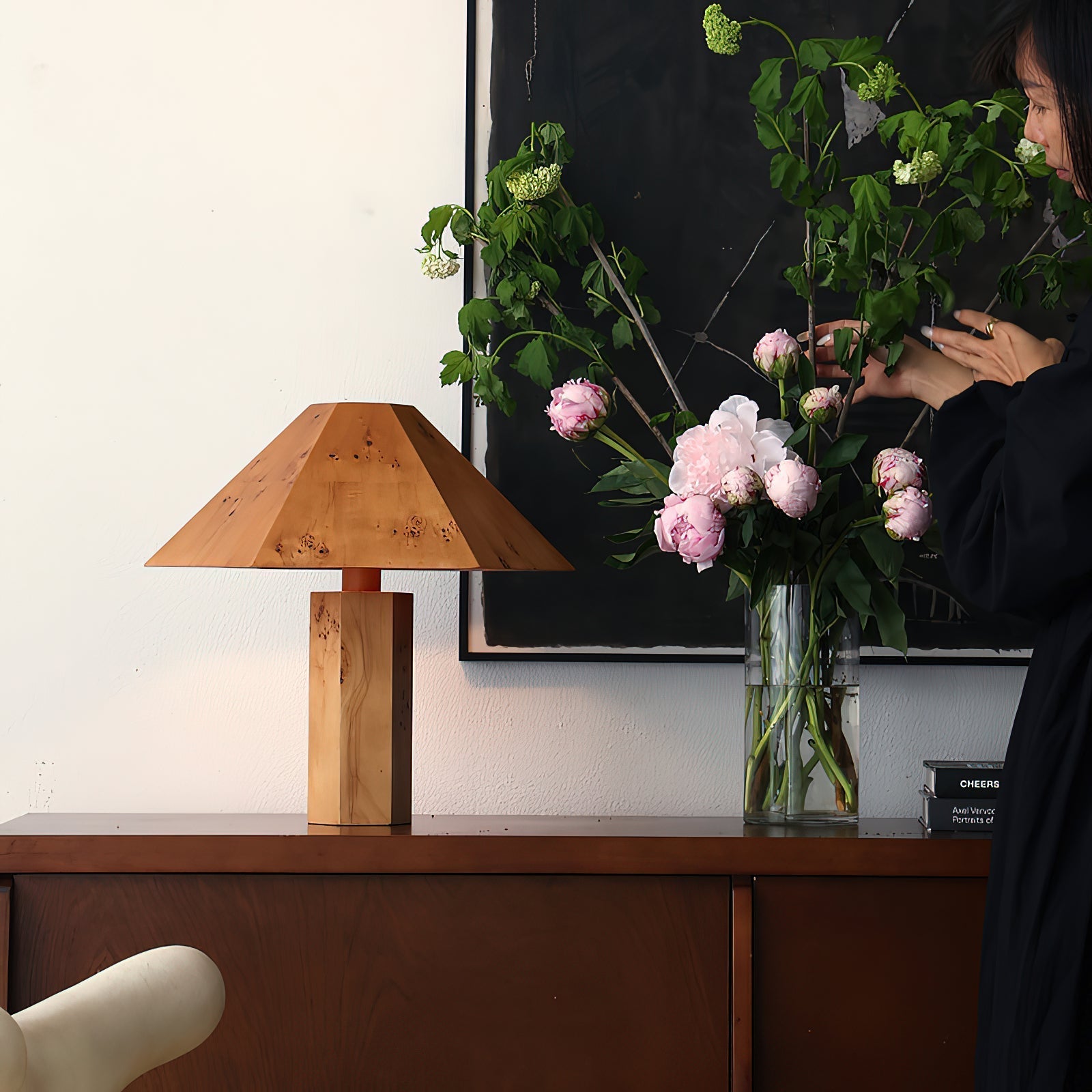 Lorvienne Table Lamp
