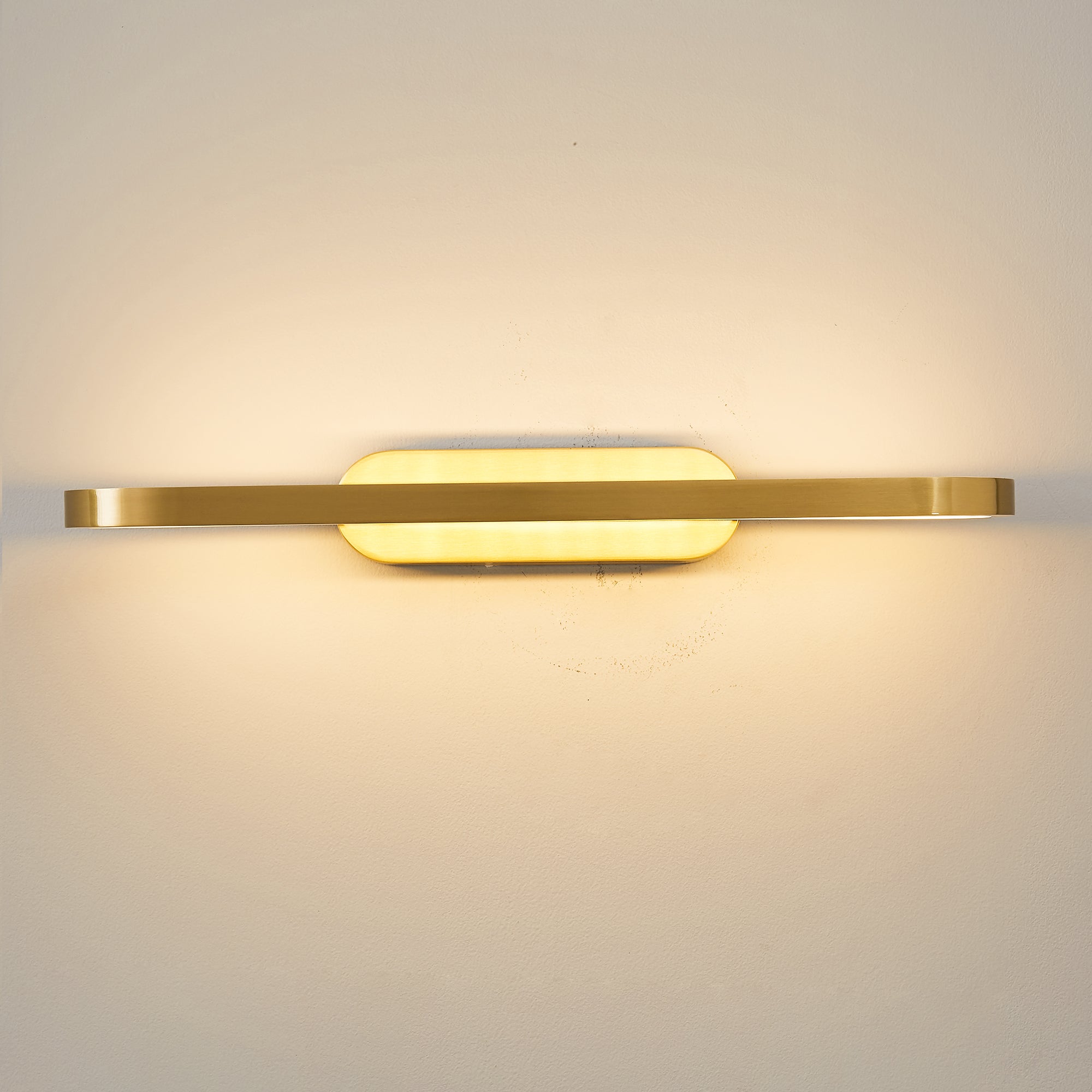 Auryn Wall Lamp