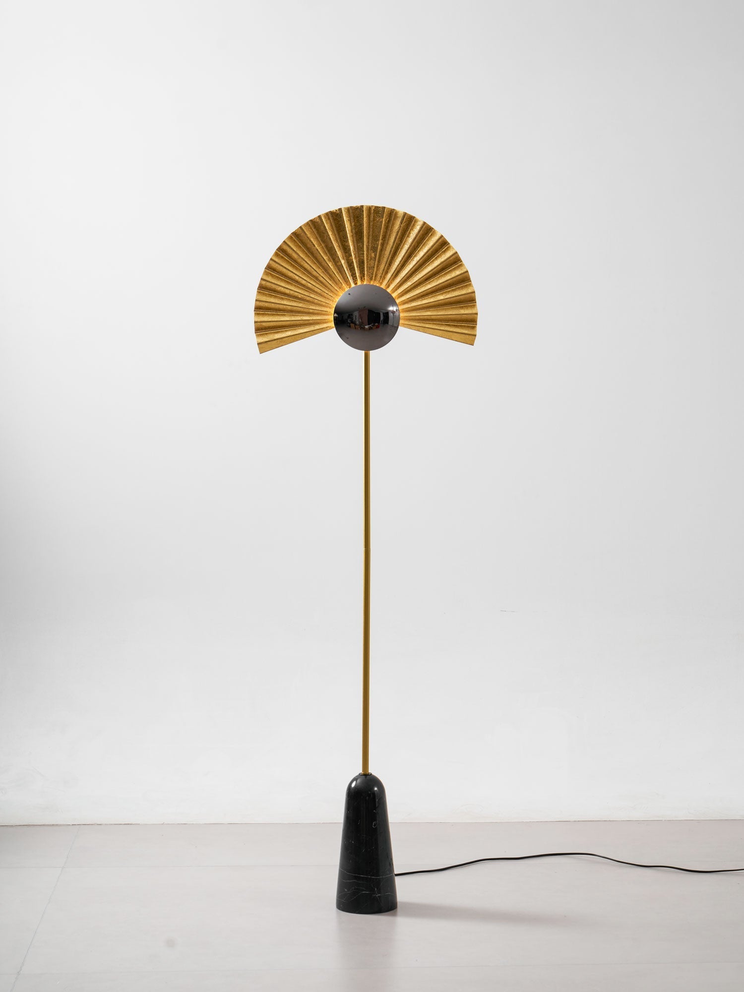 Solvaar Gilded Fan Floor Lamp