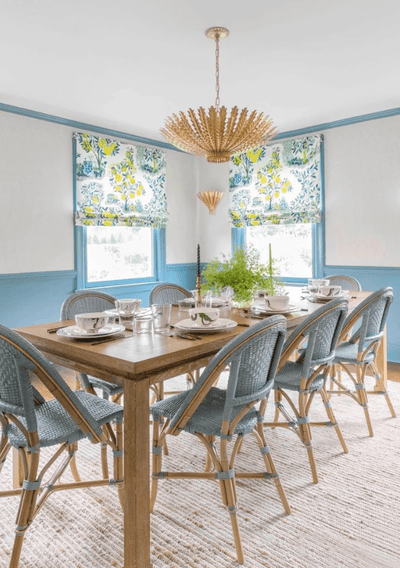 Lumuira Luxurious Gilded Acanthus Chandelier