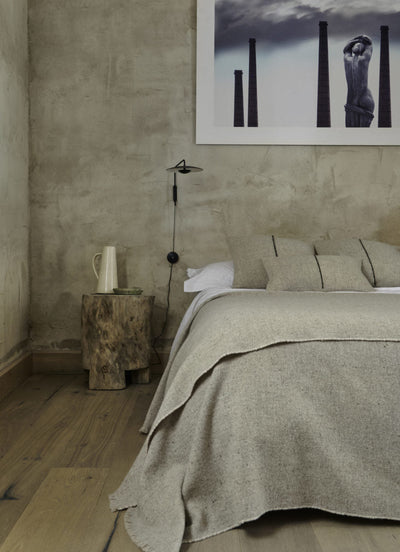 Abnormal Classic Modern Minimalist Plug-In Wall Lamp
