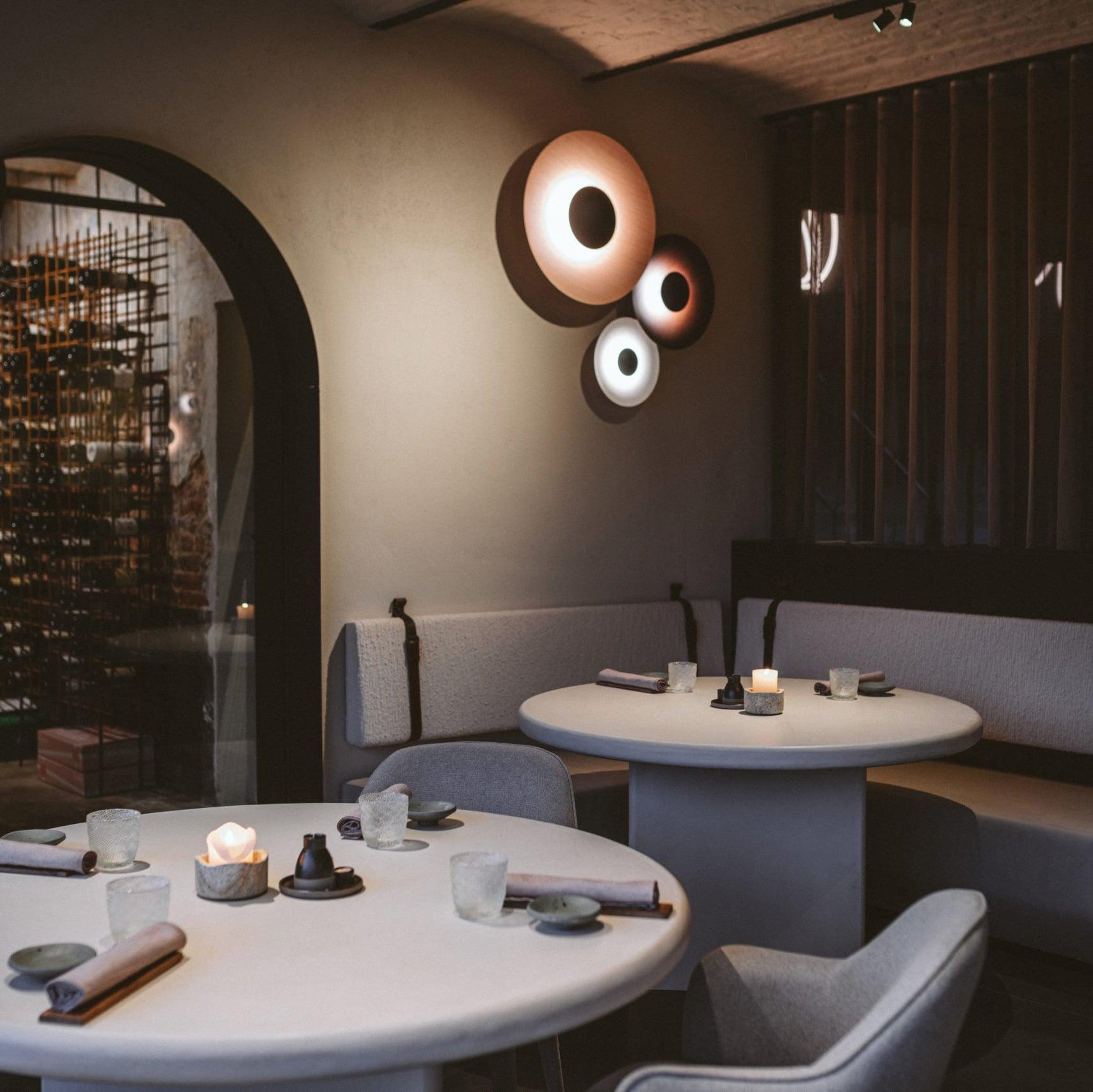 Erlirora Simplicity Glow Plug-in Wall Light