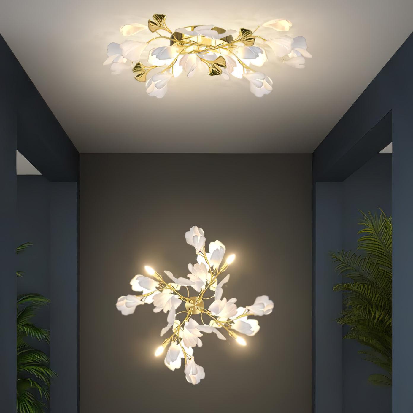 Solivaya Wall Lamp Gingko Flowers Brass