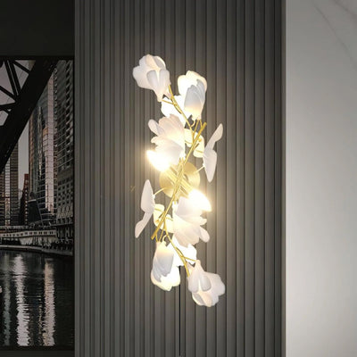Solivaya Wall Lamp Gingko Flowers Brass