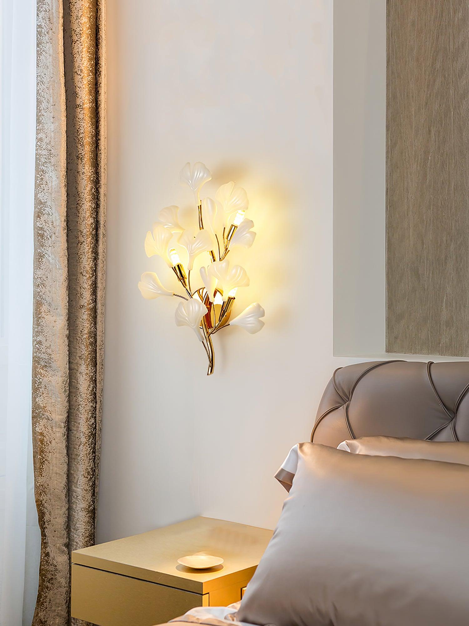 Oakes Postmodern Luxury Gingko Ceramics Wall Lamp
