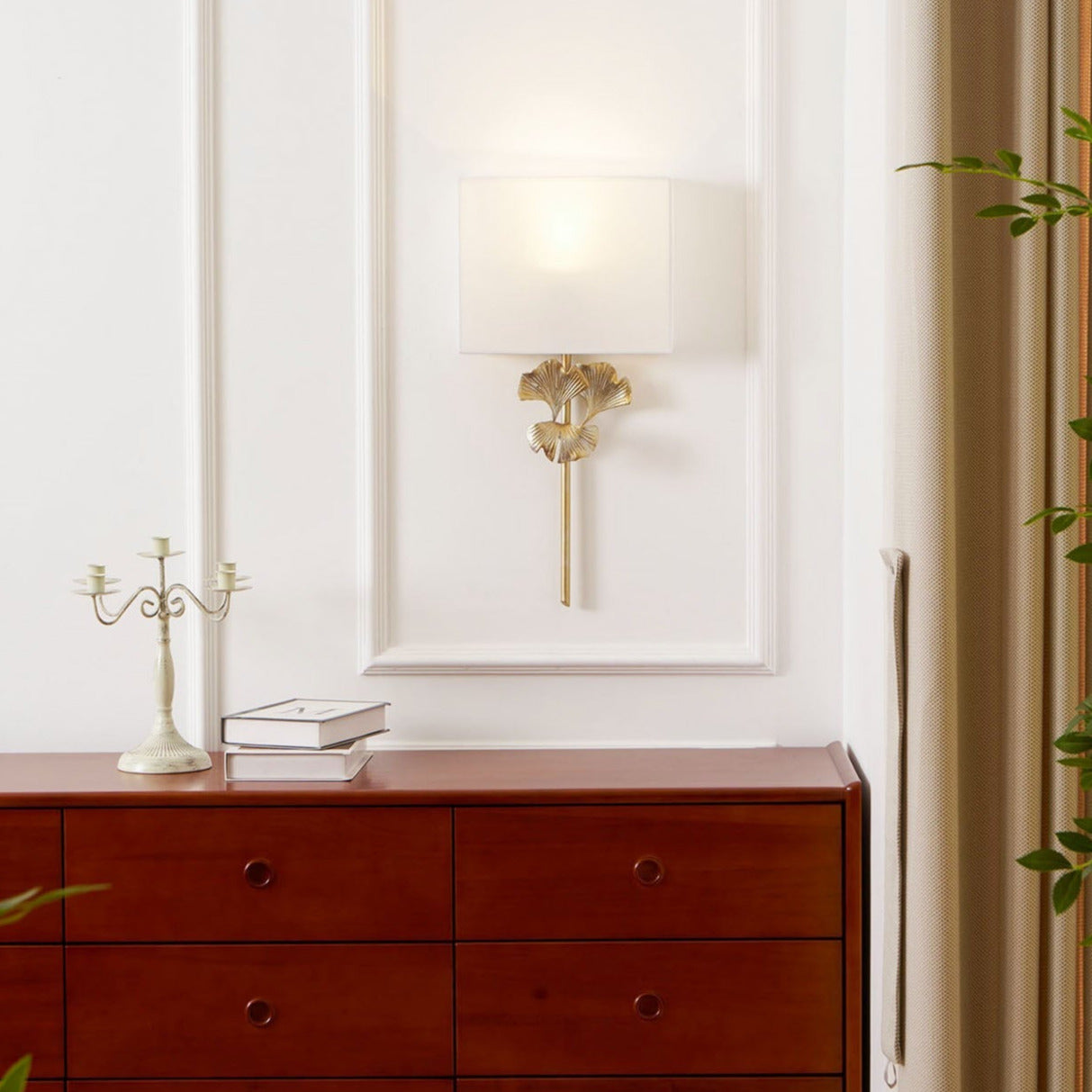 Silva Ginkgo Leaf Wall Lamp