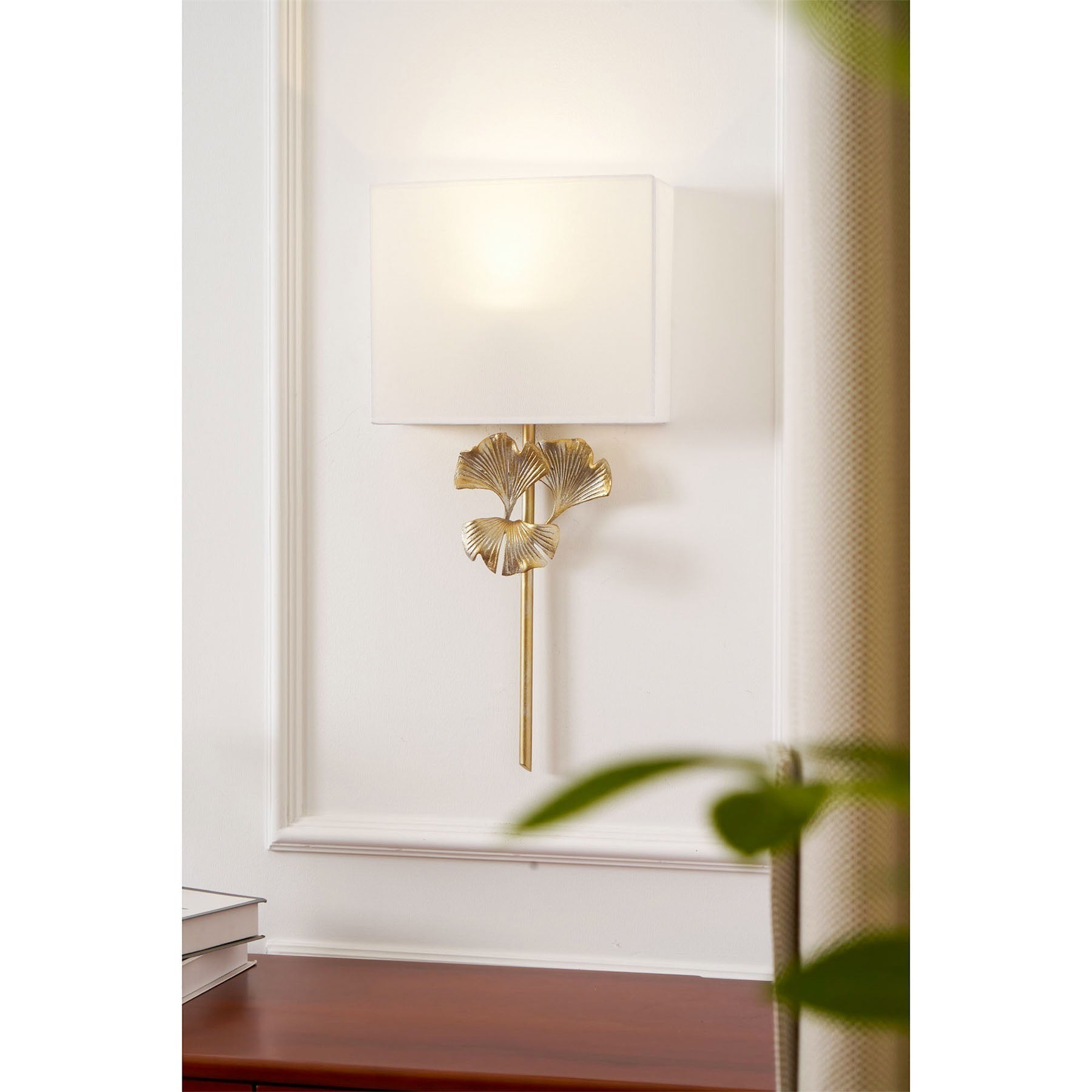 Mirelora Wall Lamp