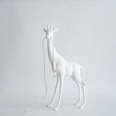 Fexl Luxurious Giraffe Royale Sculpture Floor Lamp