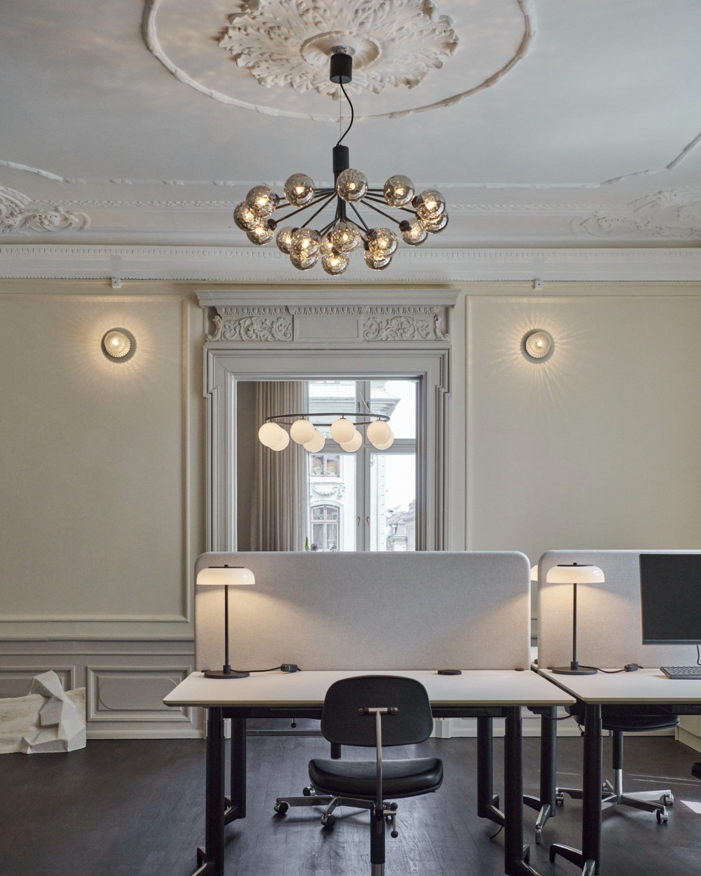 Eirelelle Pendant Lamp Glass Globe Cluster Brass