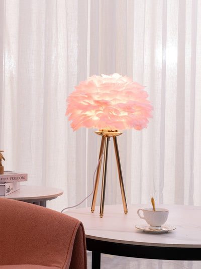 Nilo Feather Feminine Table Lamp - Neutral Decor