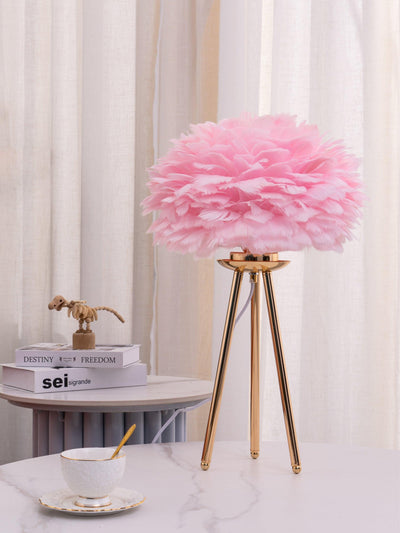 Nilo Feather Feminine Table Lamp - Neutral Decor