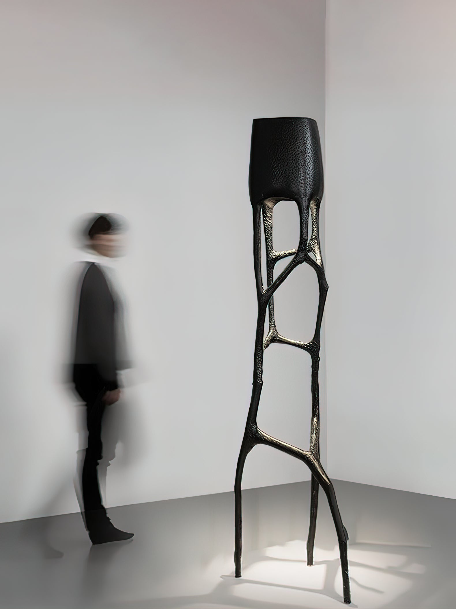 Caelith Gothic Sculpture Floor Lamp