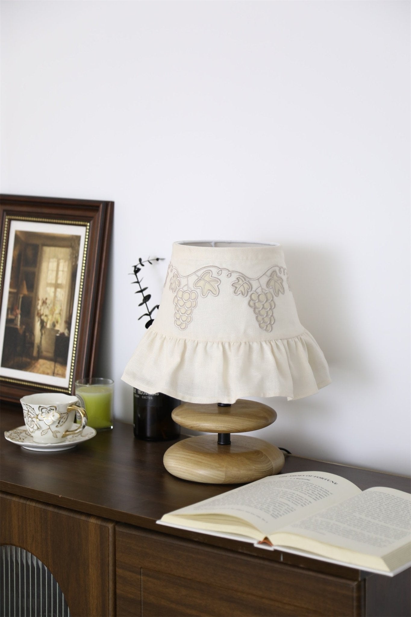 Grape Embroidery Table Lamp