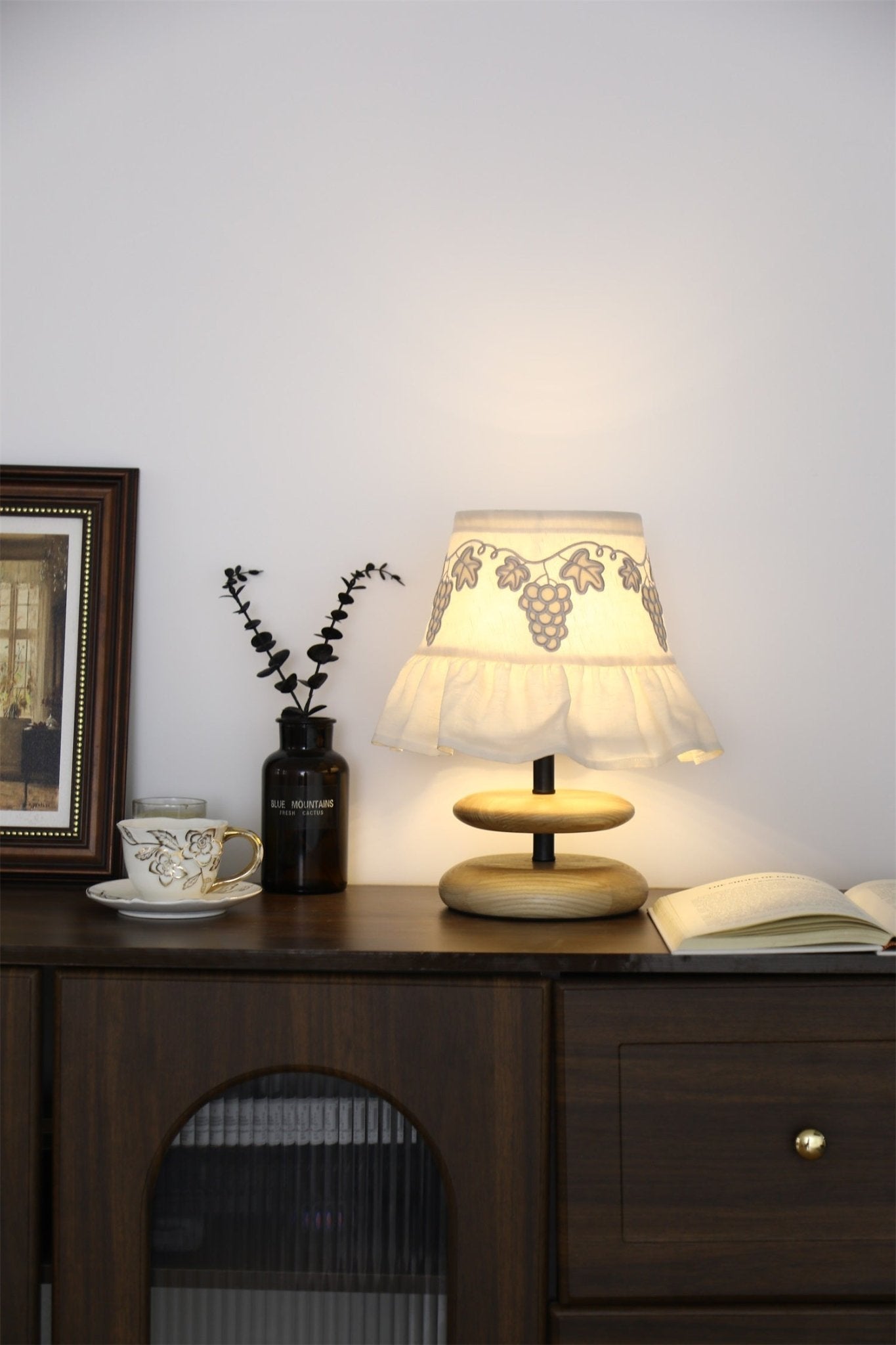 Grape Embroidery Table Lamp