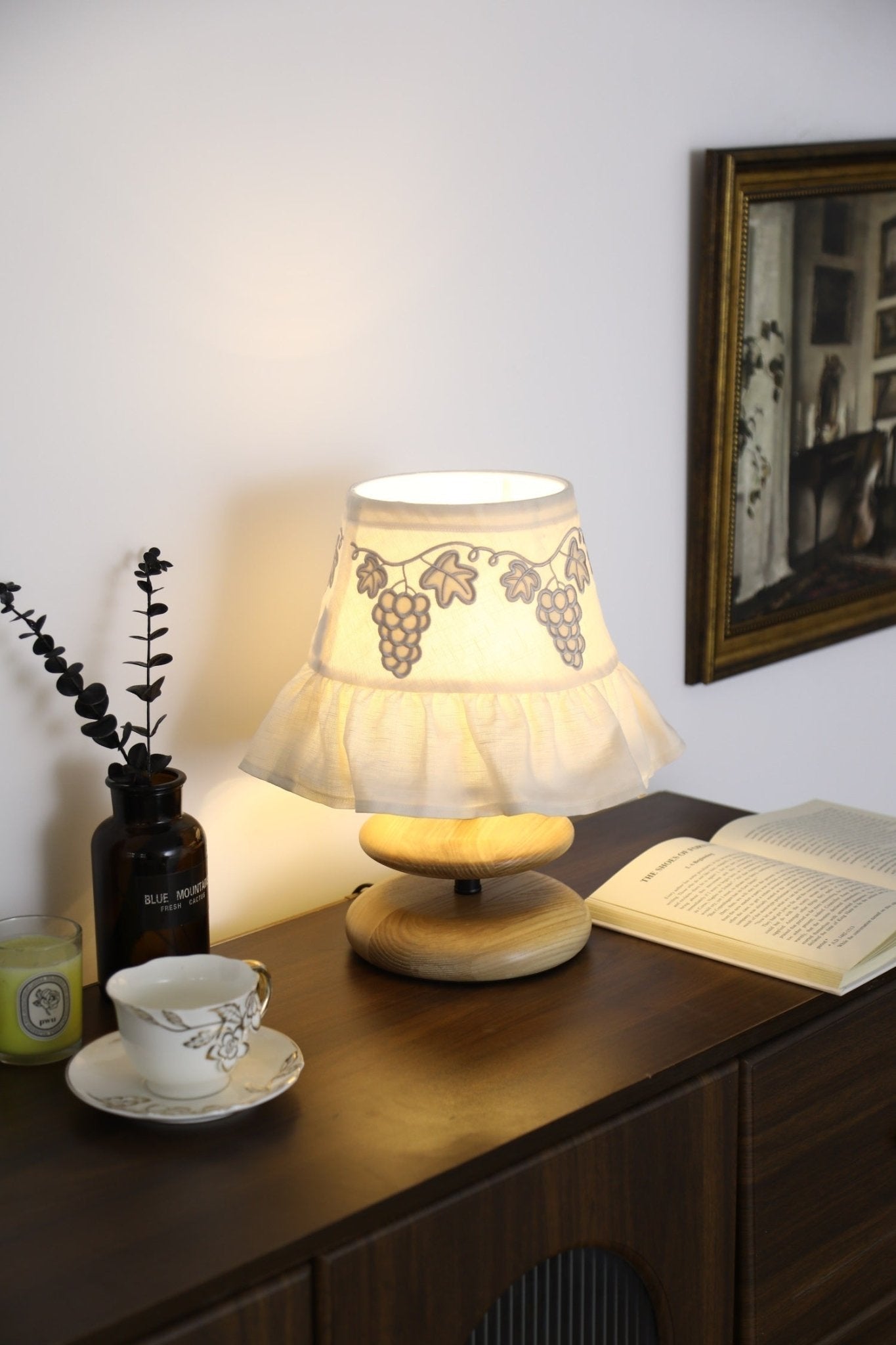 Grape Embroidery Table Lamp