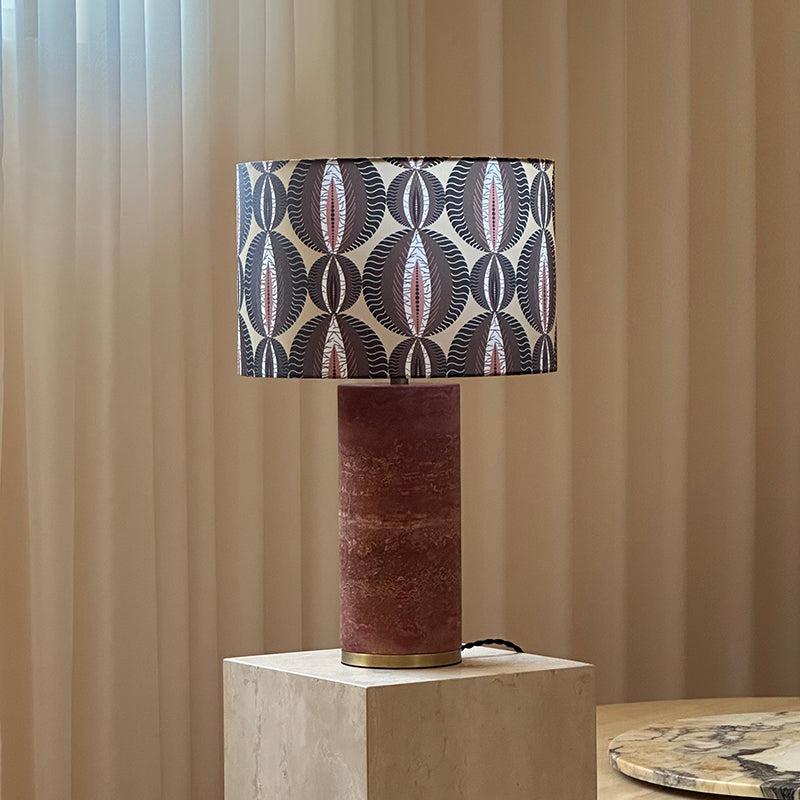 Avenanette Table Lamp