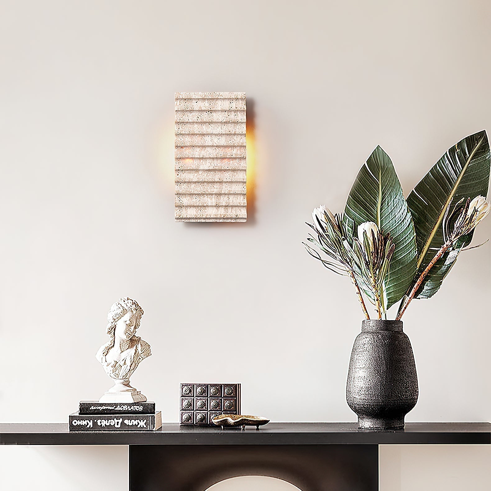 Ridge Wall Lamp